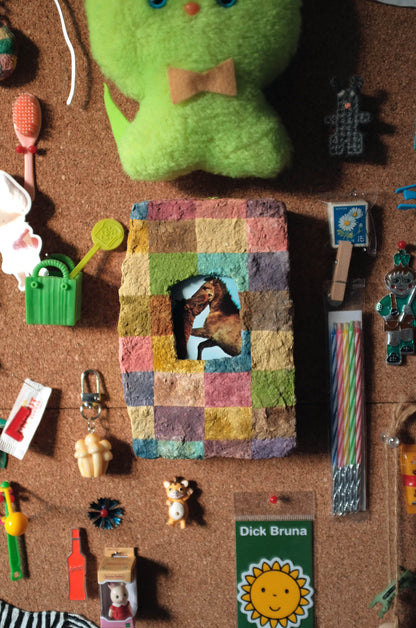 SPACE LUMP FRAME - Kissing Horses